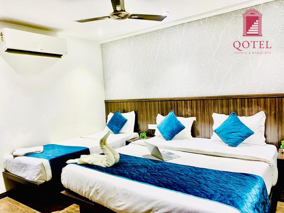 Qotel Hotel Rajouri Garden Above Ritu Marbles, Near Rajouri Garden Metro Station-Couple Friendly New Delhi Eksteriør bilde