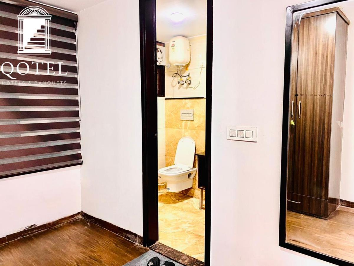 Qotel Hotel Rajouri Garden Above Ritu Marbles, Near Rajouri Garden Metro Station-Couple Friendly New Delhi Eksteriør bilde