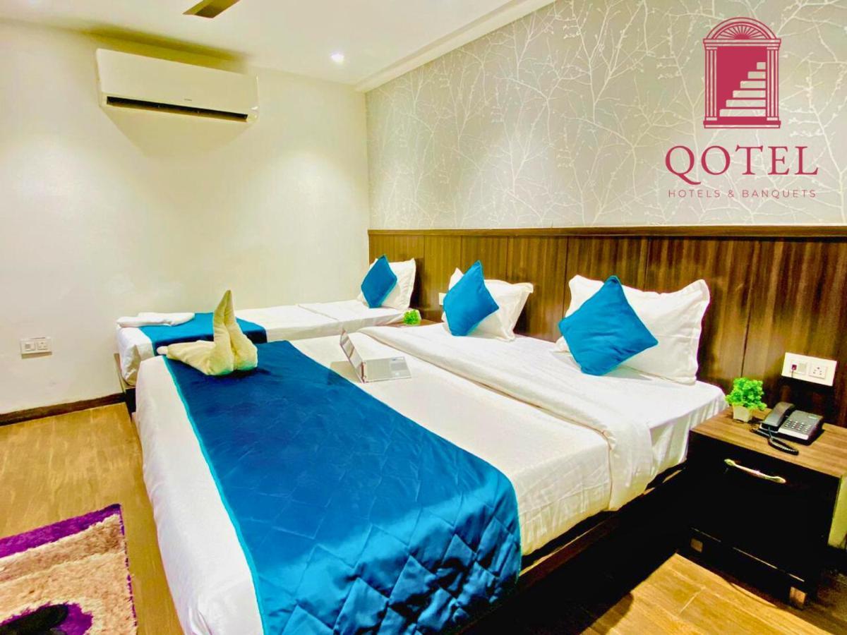 Qotel Hotel Rajouri Garden Above Ritu Marbles, Near Rajouri Garden Metro Station-Couple Friendly New Delhi Eksteriør bilde
